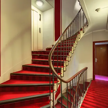 Splendid Hotel 3*